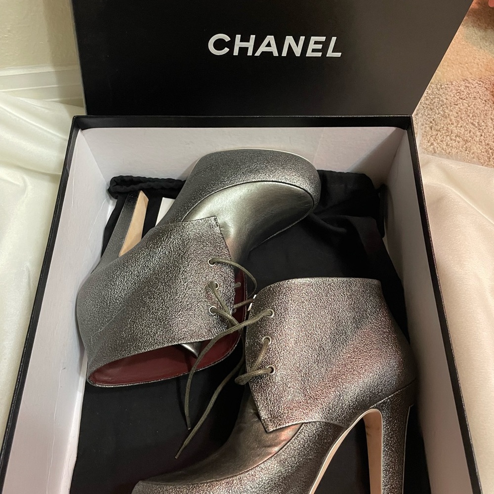 CHANEL Silver Heeled Boots with Metallic Finish